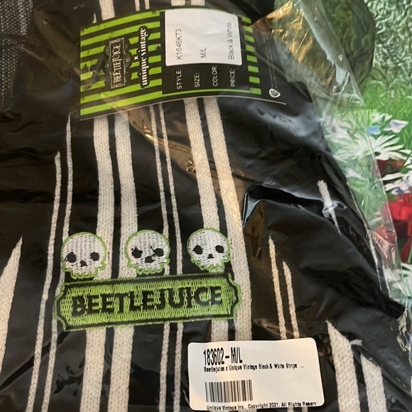 Beetlejuice × Unique Vintage Black & White Stripe Crop Sweater Vest, M/L, NWT - Picture 10 of 12